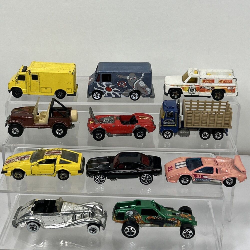 Vtg Hot Wheels Lot Lamborghini Countach Camaro Jeep Nissan Van Sunset Bed Truck